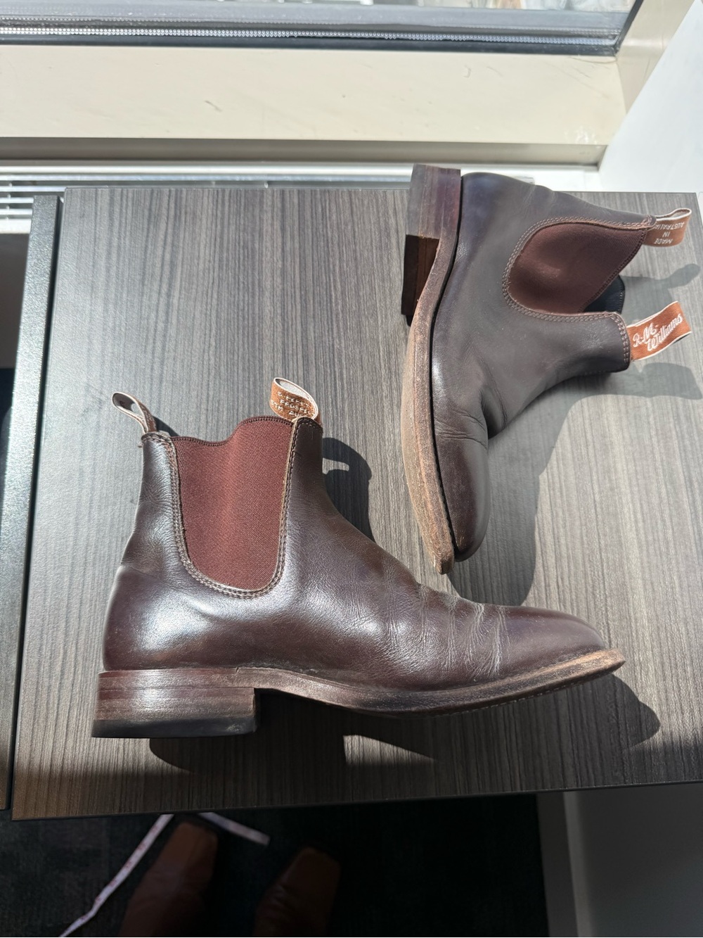 R.M. Williams size 8 women’s men’s 6 unisex GUC Brown Chelsea Ankle Boots